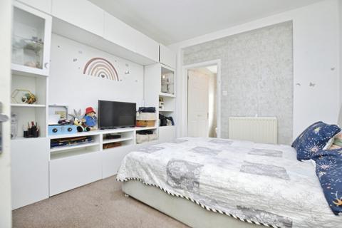 3 bedroom terraced house for sale, Rochester Ave, Upton Park, London, E13 9JL