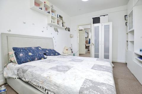 3 bedroom terraced house for sale, Rochester Ave, Upton Park, London, E13 9JL