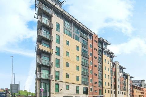 2 bedroom apartment for sale, 2 Bed Apartment - City Point 2, Salford