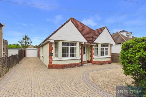 Detached bungalow - Cold Pool Lane, Cheltenham