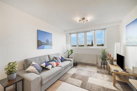 1 bedroom flat for sale, 125 Upper Richmond Road, Putney, London
