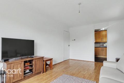 undefined, 17a Devonshire Road, Sutton