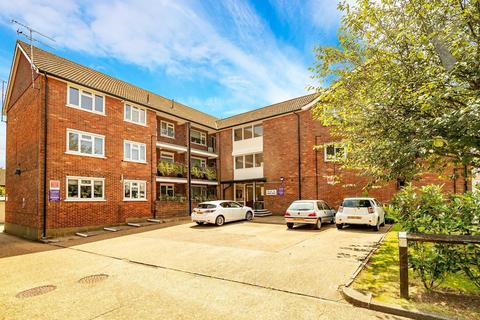 undefined, Forest Drive, Theydon Bois, CM16