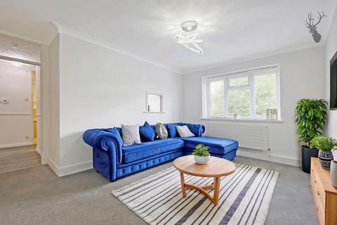 undefined, Forest Drive, Theydon Bois, CM16