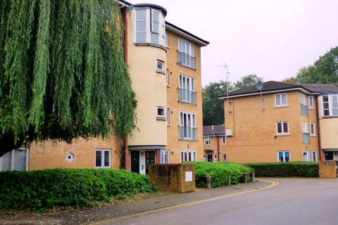 1 bedroom flat to rent, Shalbourne Square, London E9