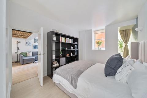 1 bedroom flat for sale, Clapham Road, London SW9