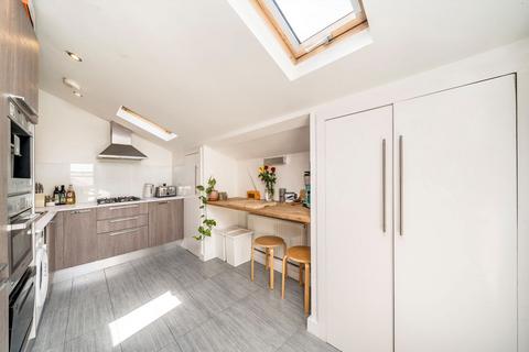 2 bedroom flat for sale, East Dulwich Road, London SE22