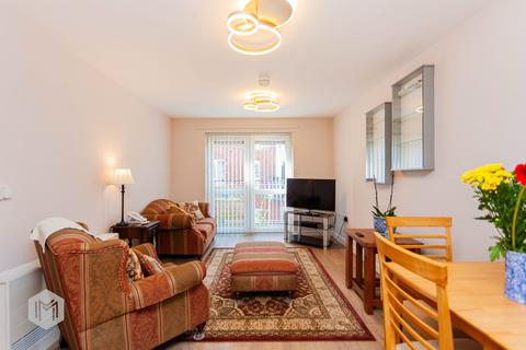 Flat - Hough Fold Way, Bolton, BL2