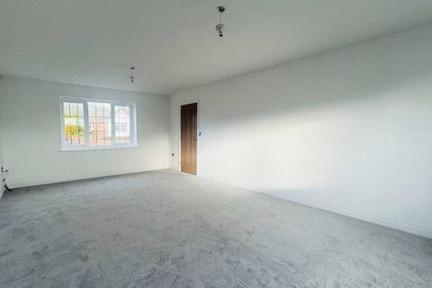 4 bedroom detached house for sale, Carr Head Lane, Poulton-Le-Fylde, FY6