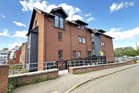 2 bedroom apartment for sale, Darwin Place, Mountfields, Shrewsbury