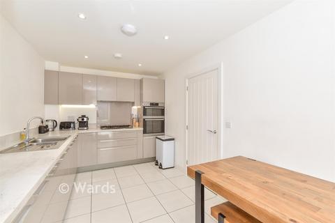 3 bedroom terraced house for sale, Conningbrook Avenue, Ashford TN24