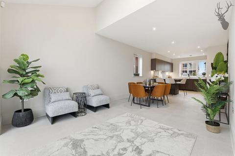 4 bedroom detached house for sale, High House Farm, Stapelford Abbotts