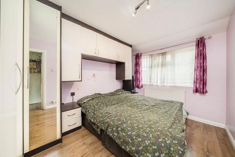 3 bedroom terraced house for sale, Woodland Way, Surbiton KT5