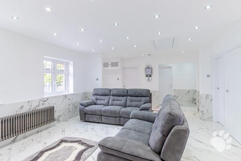 undefined, Clifton Road, Basildon SS13