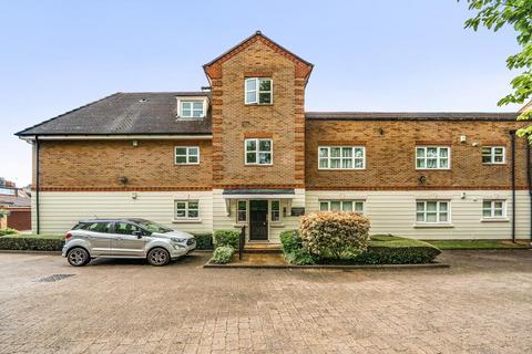 3 bedroom flat for sale, Haddon Court,  Hanbury Close,  NW4