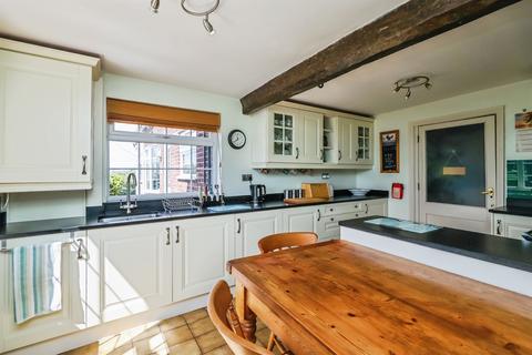 6 bedroom detached house for sale, Commonside, Selston, Nottingham