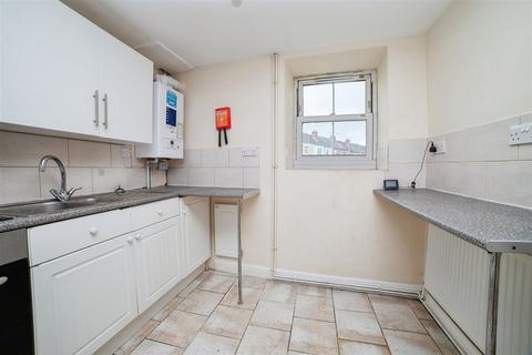 2 bedroom end of terrace house for sale, Coxmoor Road, SUTTON-IN-ASHFIELD