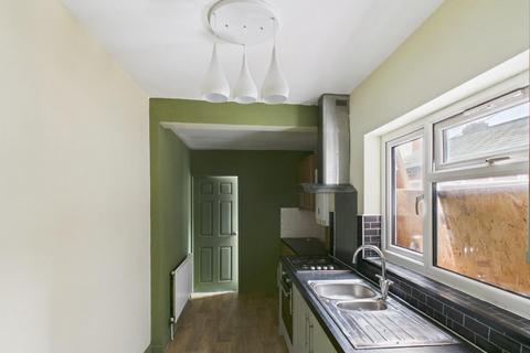 3 bedroom terraced house to rent, 53 Darley Street, Leicester LE2 0GB