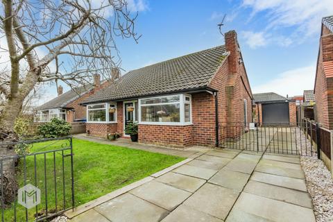4 bedroom detached bungalow for sale, Carlton Road, Lowton, WA3