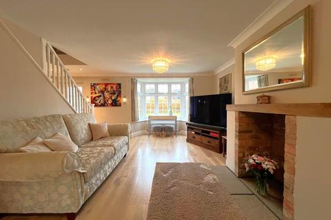 4 bedroom semi-detached house for sale, Westfield Avenue, Gloucester GL3