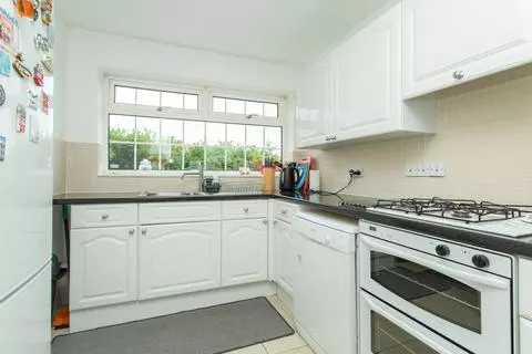 3 bedroom semi-detached house for sale – pohled 3