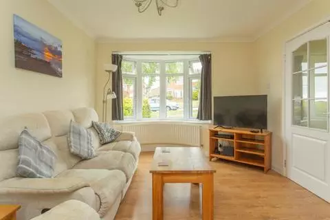 3 bedroom semi-detached house for sale – pohled 5