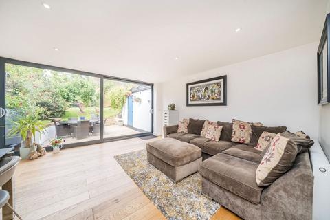 3 bedroom semi-detached house for sale, Elmbridge Avenue, Surbiton KT5