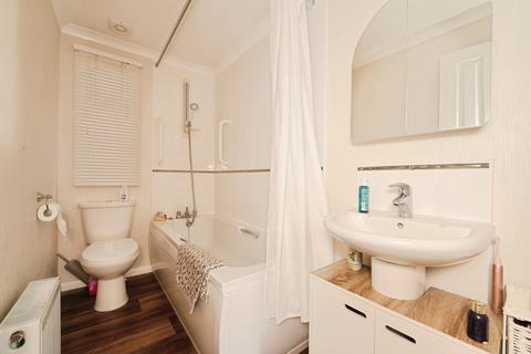 1 bedroom park home for sale, Charlton Common, Bristol