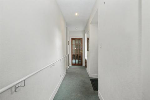 2 bedroom terraced house for sale, High Street, Biggar