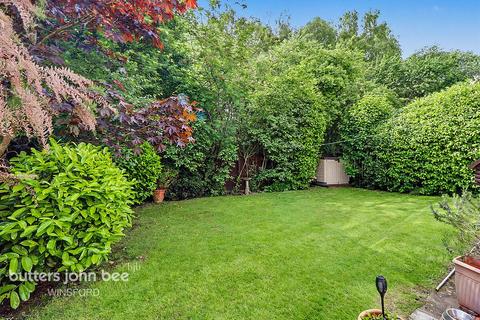 5 bedroom detached house for sale, Thrush Way, Winsford