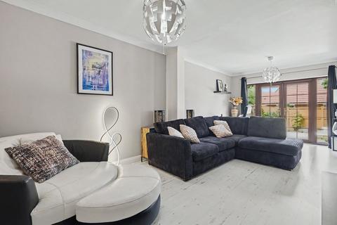 3 bedroom chalet for sale, Lady Lane, Chelmsford CM2