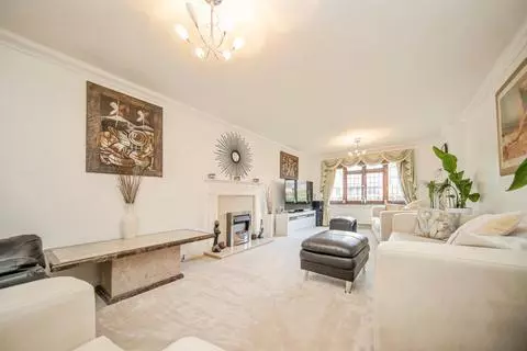 5 bedroom detached house for sale,