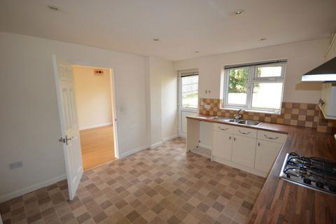 3 bedroom detached house to rent, Lancaster Road, Rothwell