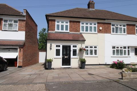 Aspen Grove, Upminster RM14