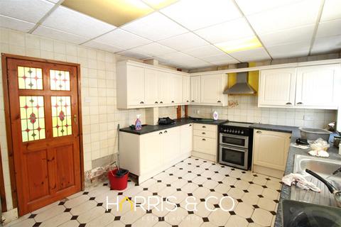 2 bedroom terraced house for sale, Radcliffe Road, Fleetwood, Lancashire, FY7