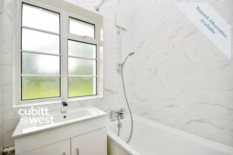 2 bedroom apartment to rent, Acre Lane Wallington SM6