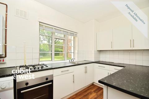 2 bedroom apartment to rent, Acre Lane Wallington SM6
