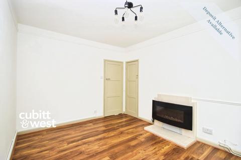2 bedroom apartment to rent, Acre Lane Wallington SM6