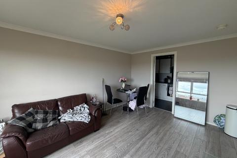 2 bedroom flat to rent, Otago Street, Glasgow, G12