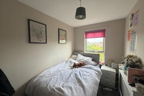 2 bedroom flat to rent, Otago Street, Glasgow, G12