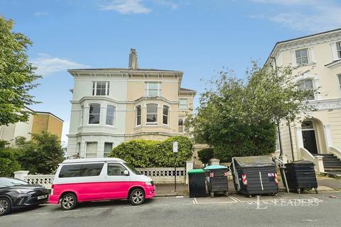 2 bedroom flat to rent, Buckingham Road, Brighton, East Sussex, BN1