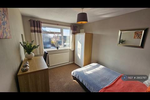 1 bedroom in a house share to rent, Brompton Close, Aylesbury, HP19