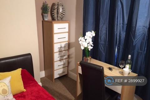 1 bedroom in a house share to rent, Buckingham St, Aylesbury, HP20