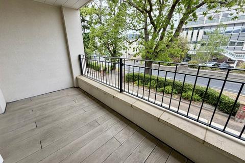 1 bedroom apartment for sale, 2 Sandbanks Road, Poole, BH14