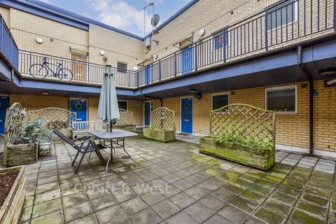 2 bedroom flat for sale, Old Market Court, Sutton SM1