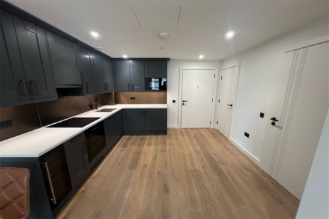 Studio to rent, Emery Way, London Dock, E1W