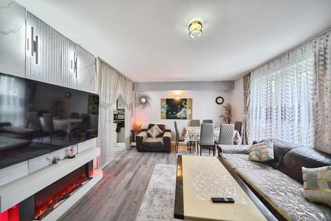 2 bedroom flat for sale, Tarling Street, LONDON, London, E1