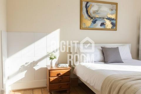 undefined, Room 1, Wilton Avenue - Southampton
