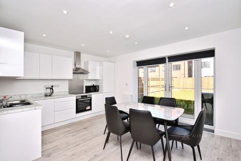 1 bedroom in a house share to rent, Sanders Lane, Buckinghamshire HP21