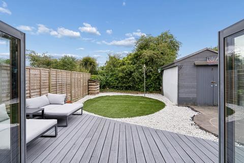 3 bedroom semi-detached house for sale, Iverdale Close, Iver SL0